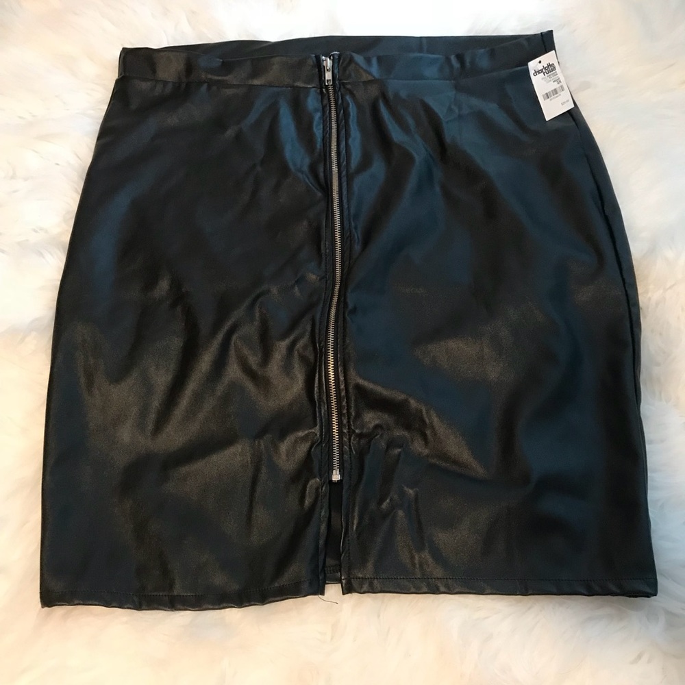 Leather skirt